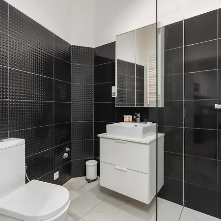 Old Town Swiety Wojciech Street - By Renters * Poznań