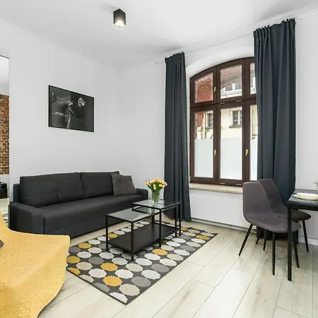 Apartment Old Town Swiety Wojciech Street - By Renters Poznan