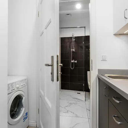 Old Town Swiety Wojciech Street - By Renters Apartment *