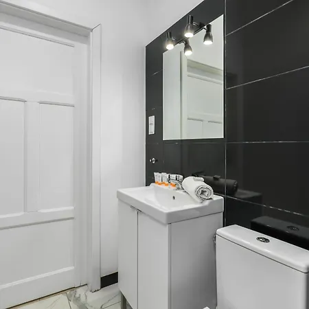 Old Town Swiety Wojciech Street - By Renters Apartment Poznan