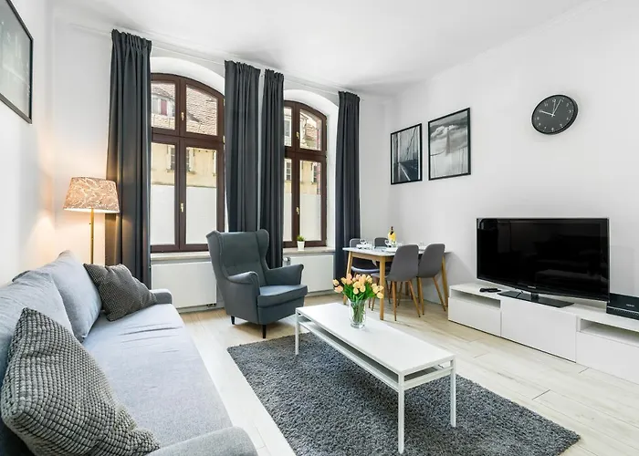 Old Town Swiety Wojciech Street - By Renters Appartement Poznań