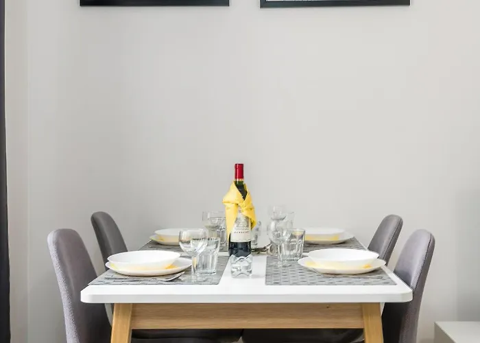 Old Town Swiety Wojciech Street - By Renters Appartement Poznań